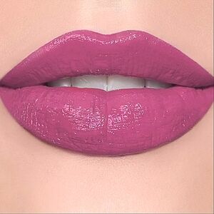 MORE THAN FRIENDS Supreme Gloss Jeffree Star Cosmetics
